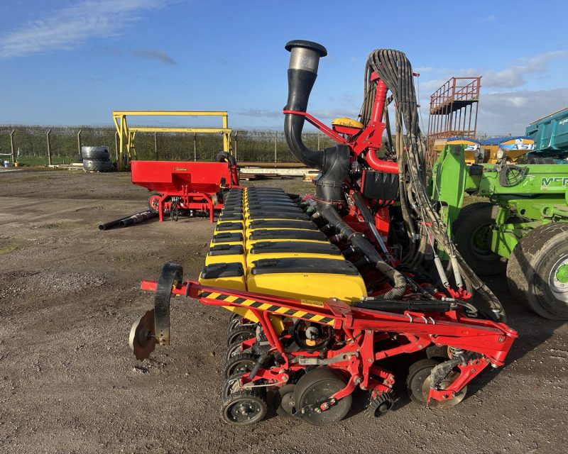 Vaderstad Tempo TPV 12