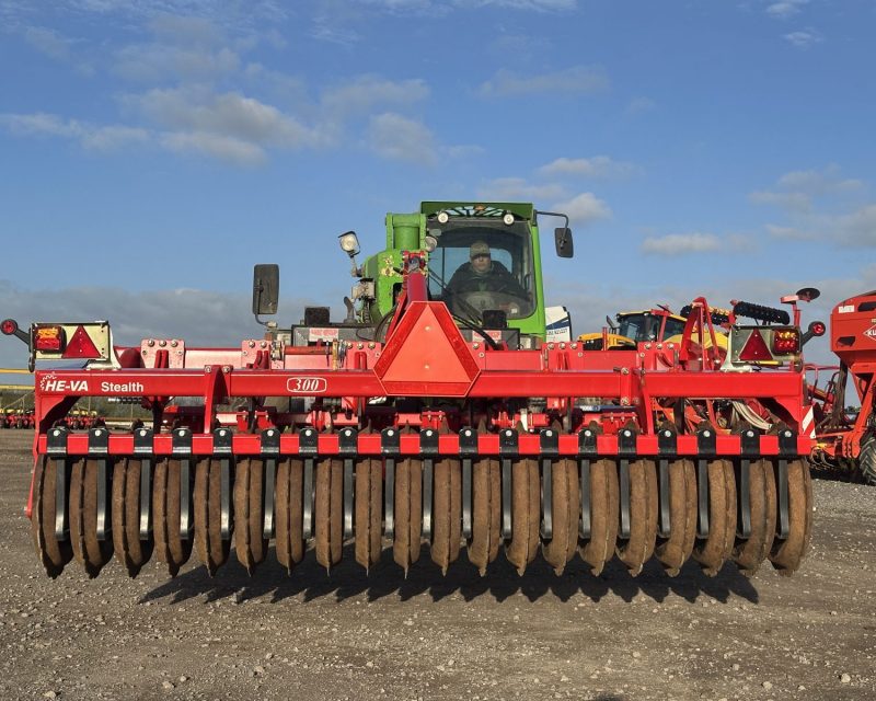 He-va Stealth 300 6 leg subsoiler