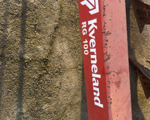 Kverneland RG100 7 FURROW