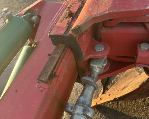 Kverneland RG100 7 FURROW