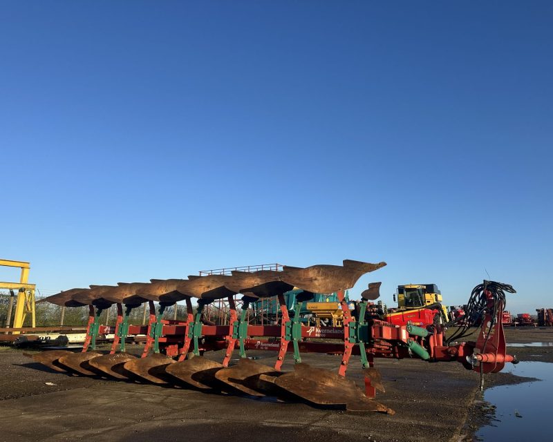 Kverneland RG100 7 FURROW
