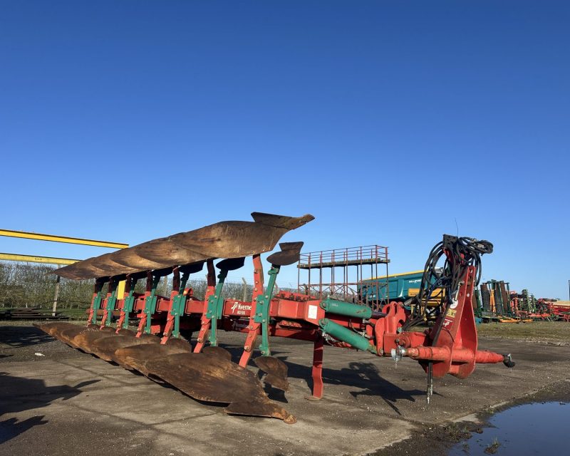 Kverneland RG100 7 FURROW