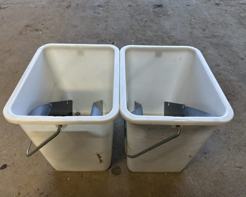 Sulky XT130 trailed fertiliser spreader