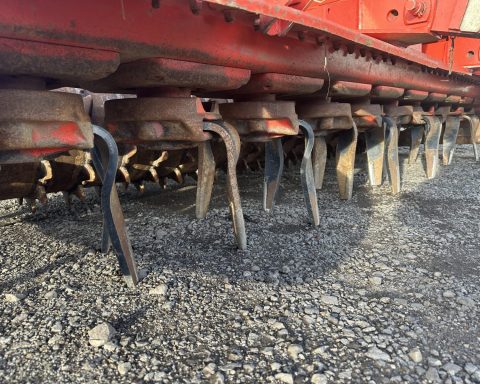 Kuhn HR 3004D & Amazone AD-P 3001 Special Rotec