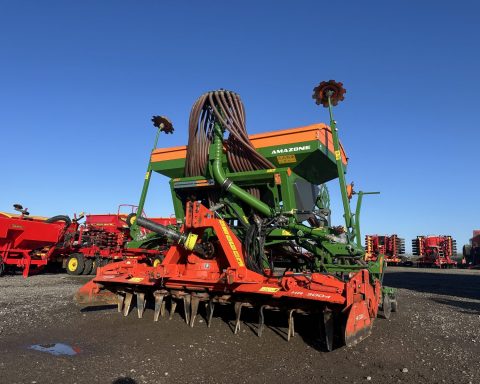 Kuhn HR 3004D & Amazone AD-P 3001 Special Rotec