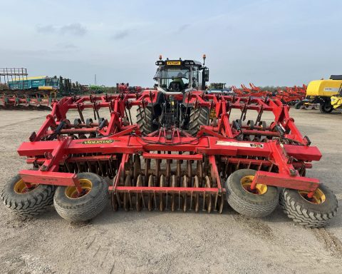 Vaderstad Rexuis twin RST 550