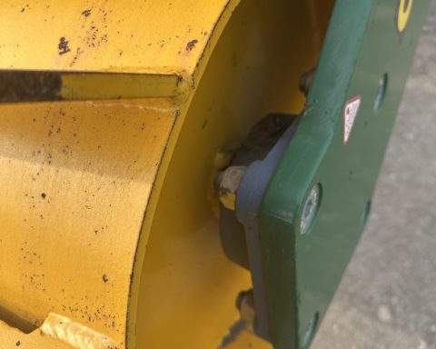 Cousins 3.2m Crop Check Front Mounted Crimper Roller