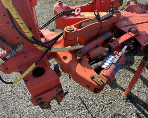 KUHN Vari Master 152 5+1 NSH