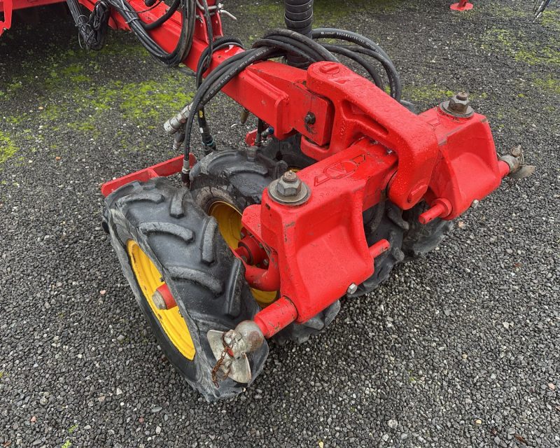 Vaderstad Pivot Packer
