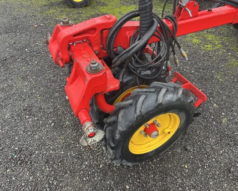 Vaderstad Pivot Packer