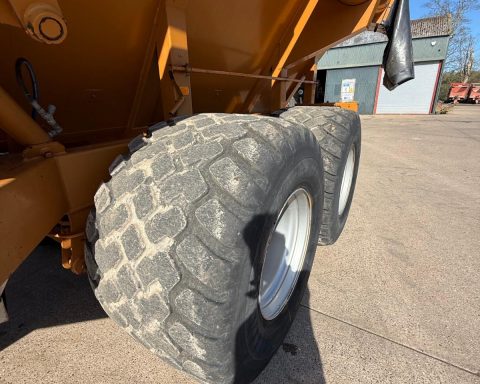 Richard Western Chaser Bin