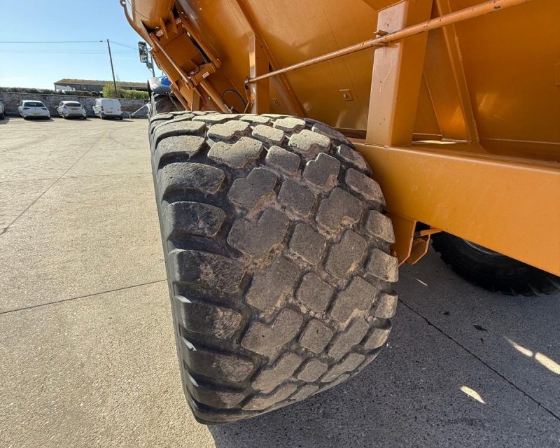 Richard Western Chaser Bin