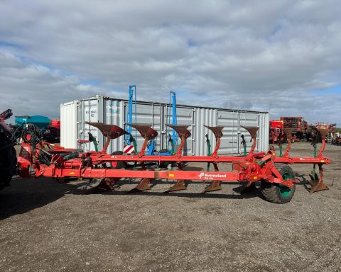 Kverneland RG100 7 FURROW