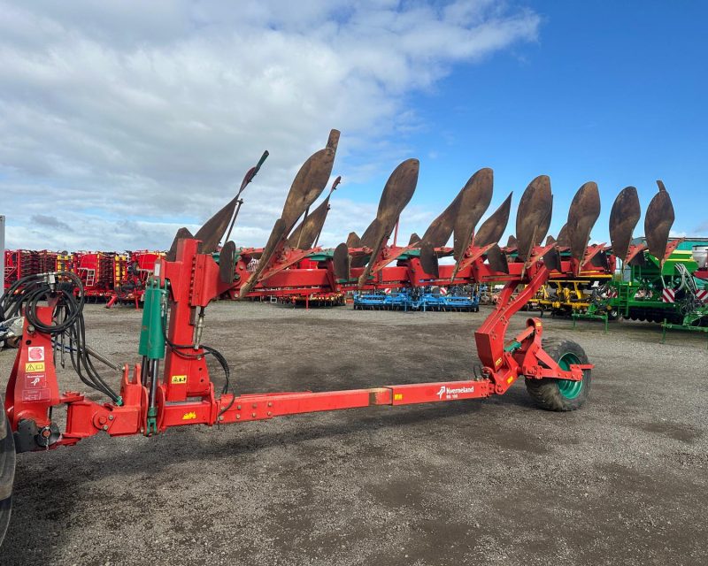Kverneland RG100 7 FURROW