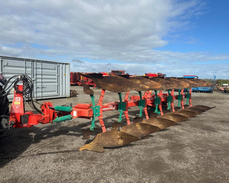 Kverneland RG100 7 FURROW