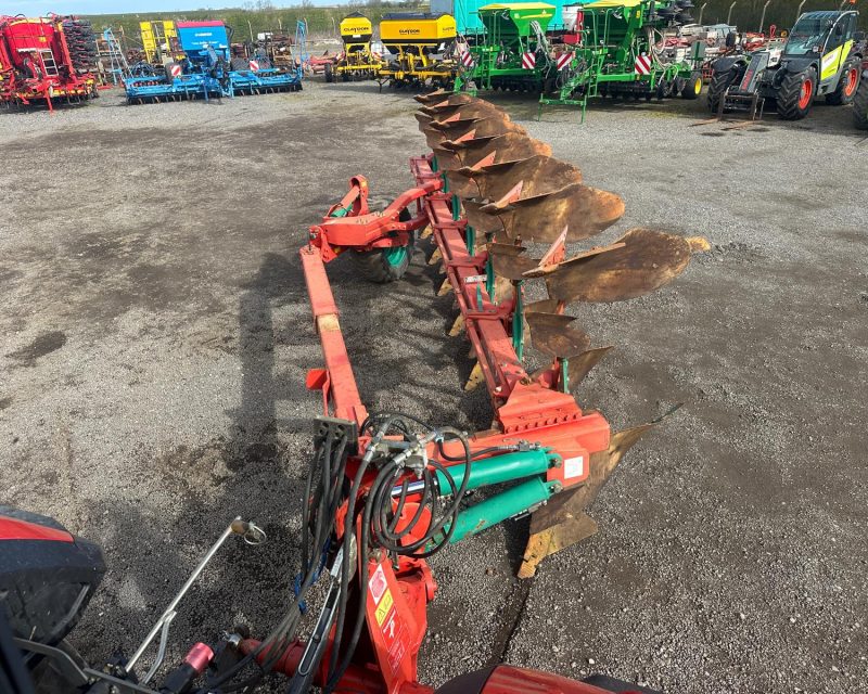 Kverneland RG100 7 FURROW