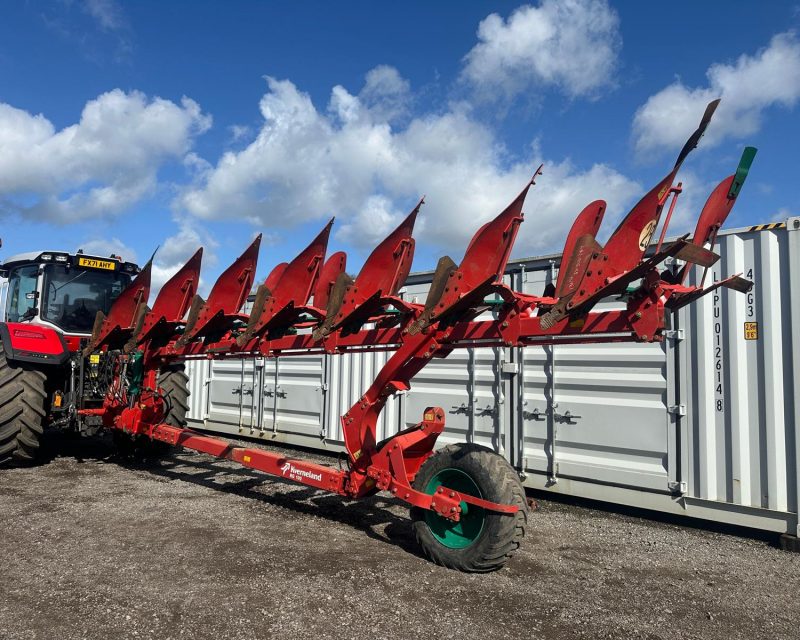 Kverneland RG100 7 FURROW