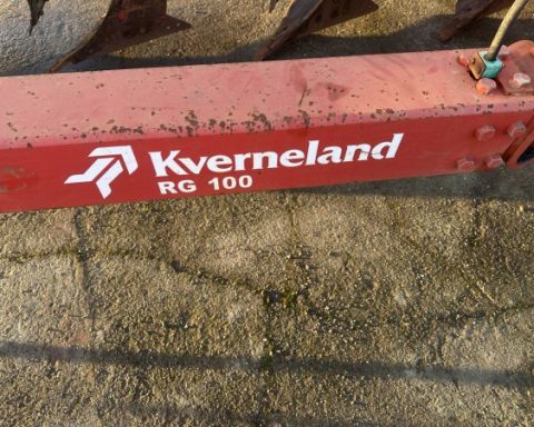 Kverneland RG100 7 FURROW