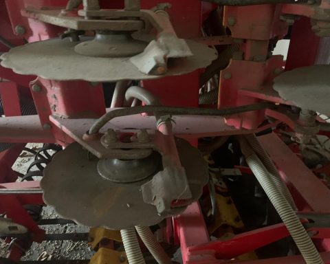 Vaderstad Rapid RDA 400 drill