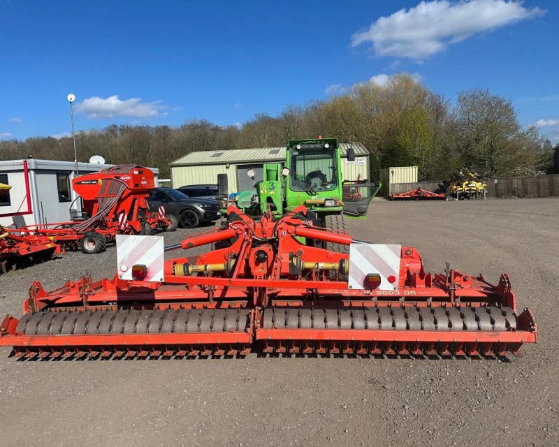 Kuhn HR5003DR Hyd folding Power-harrow