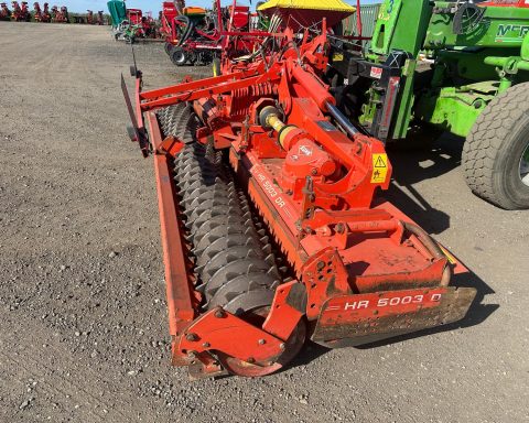 Kuhn HR5003DR Hyd folding Power-harrow