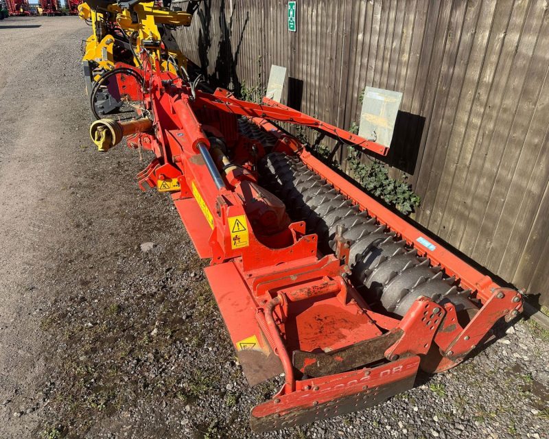 Kuhn HR5003DR Hyd folding Power-harrow