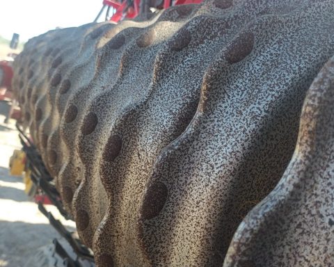 Vaderstad Carrier CR 820