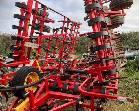 Vaderstad NZA 600 cultivator