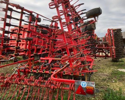 Vaderstad NZA 600 cultivator