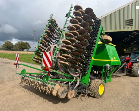 John Deere Greenstar 740A 8m drill
