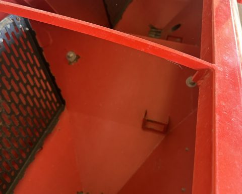 Kverneland Optima TFprofi 8 row trailed maize planter.