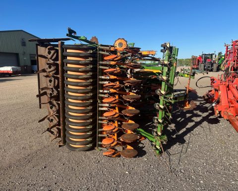 Amazone KG 4001-2 c/w PS 403-2 RoTeC disc coulter bar