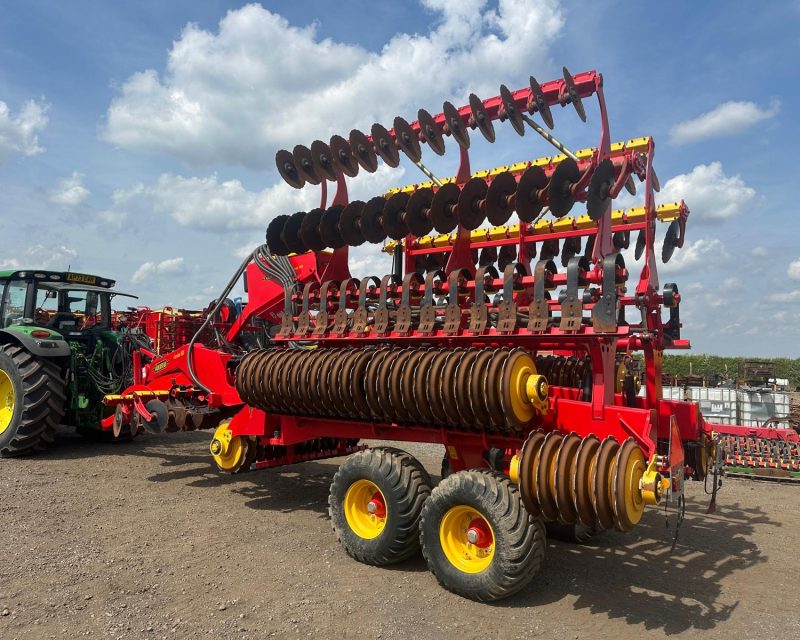 Vaderstad Carrier CR 925 CB + Bio Drill 360.