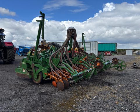 Amazone KG 4001-2 c/w PS 403-2 RoTeC disc coulter bar