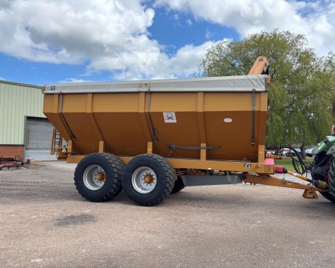 Richard Western Chaser Bin