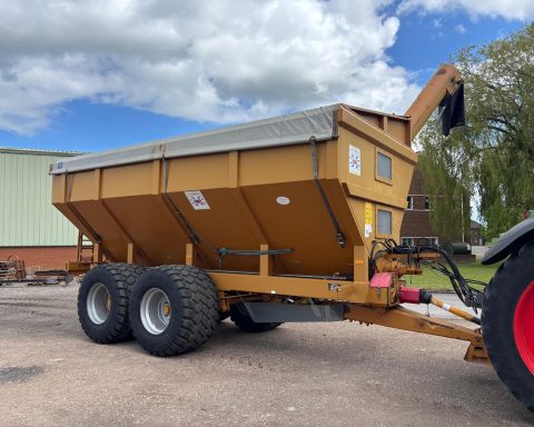 Richard Western Chaser Bin