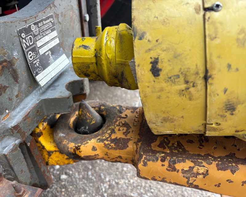 Richard Western Chaser Bin