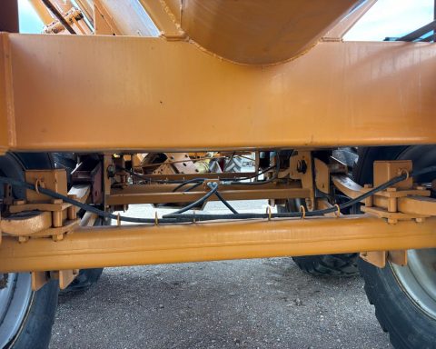 Richard Western Chaser Bin