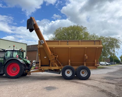Richard Western Chaser Bin
