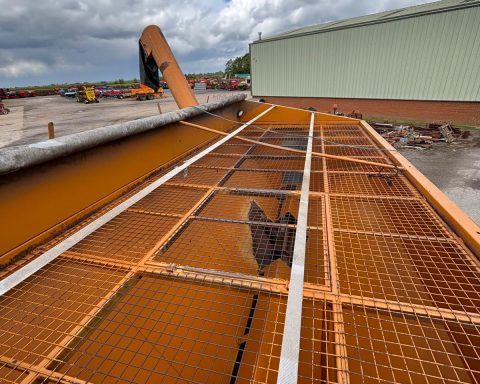 Richard Western Chaser Bin