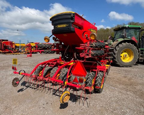 Vaderstad Rapid RDA 400S