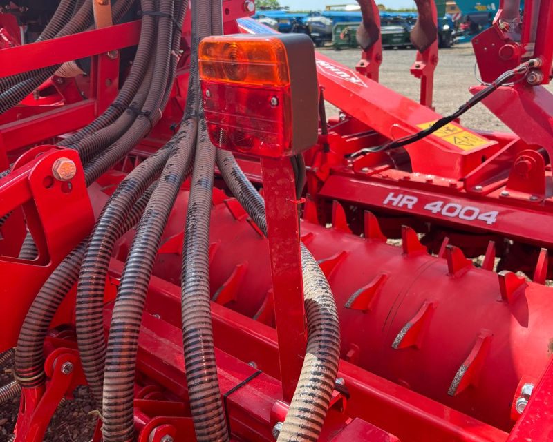 Kuhn HR4004 c/w 4m Accord