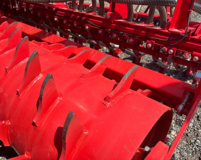 Kuhn HR4004 c/w 4m Accord