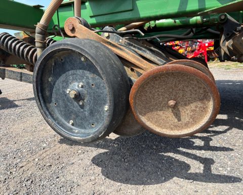 John Deere 750A