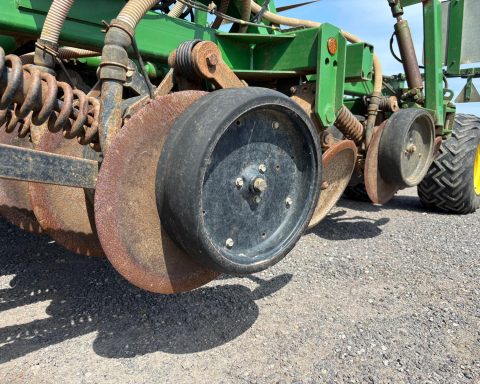 John Deere 750A
