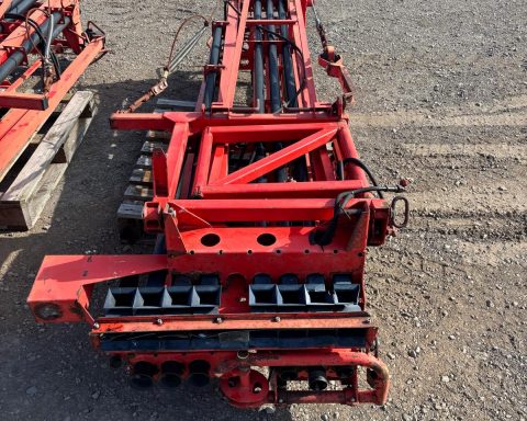 Kuhn Aero 20m booms
