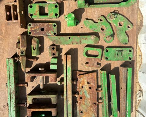 John Deere 8000 series linkage / drawbar parts