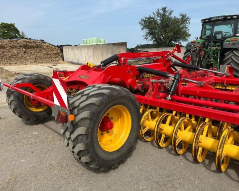 Vaderstad Carrier CRXL 725