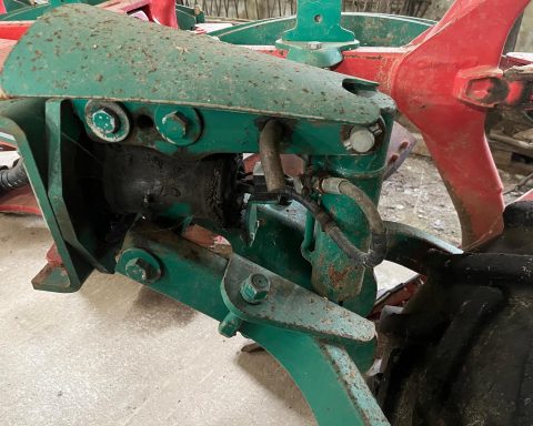 Kverneland 2500S
