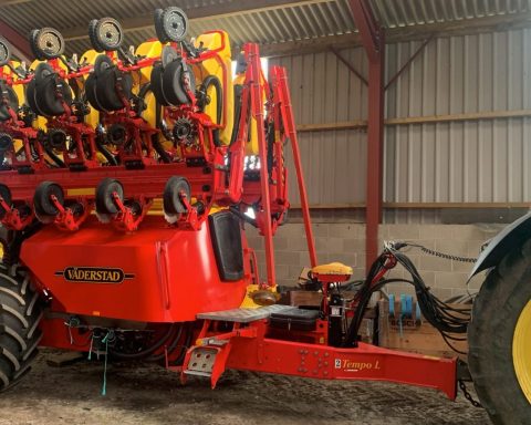 Vaderstad Tempo TPL12 drill